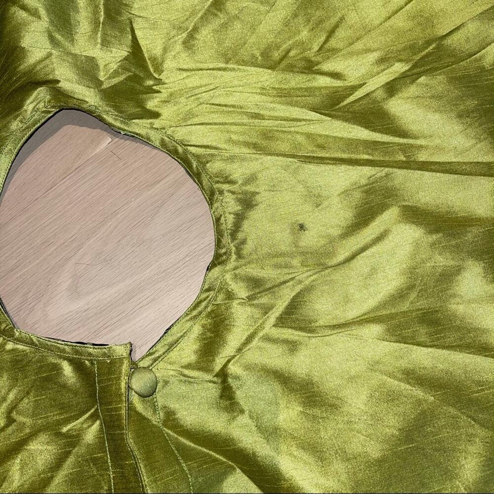 Christmas Tree Skirt Silk Velvet - Picture 9 of 9
